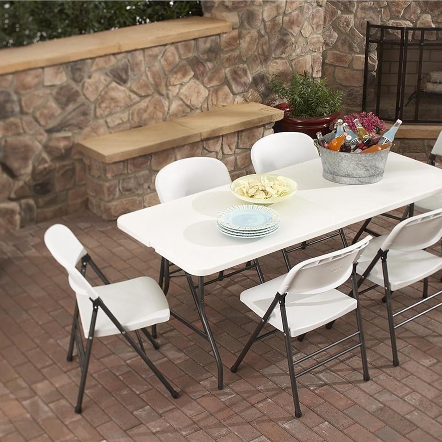 Tavolo Pieghevole Portatile salvaspazio | Tavolo richiudibile | Tavolo da campeggio con Sistema di Blocco di Sicurezza, Fino a 6 Persone - 180x75x74 cm (Bianco)