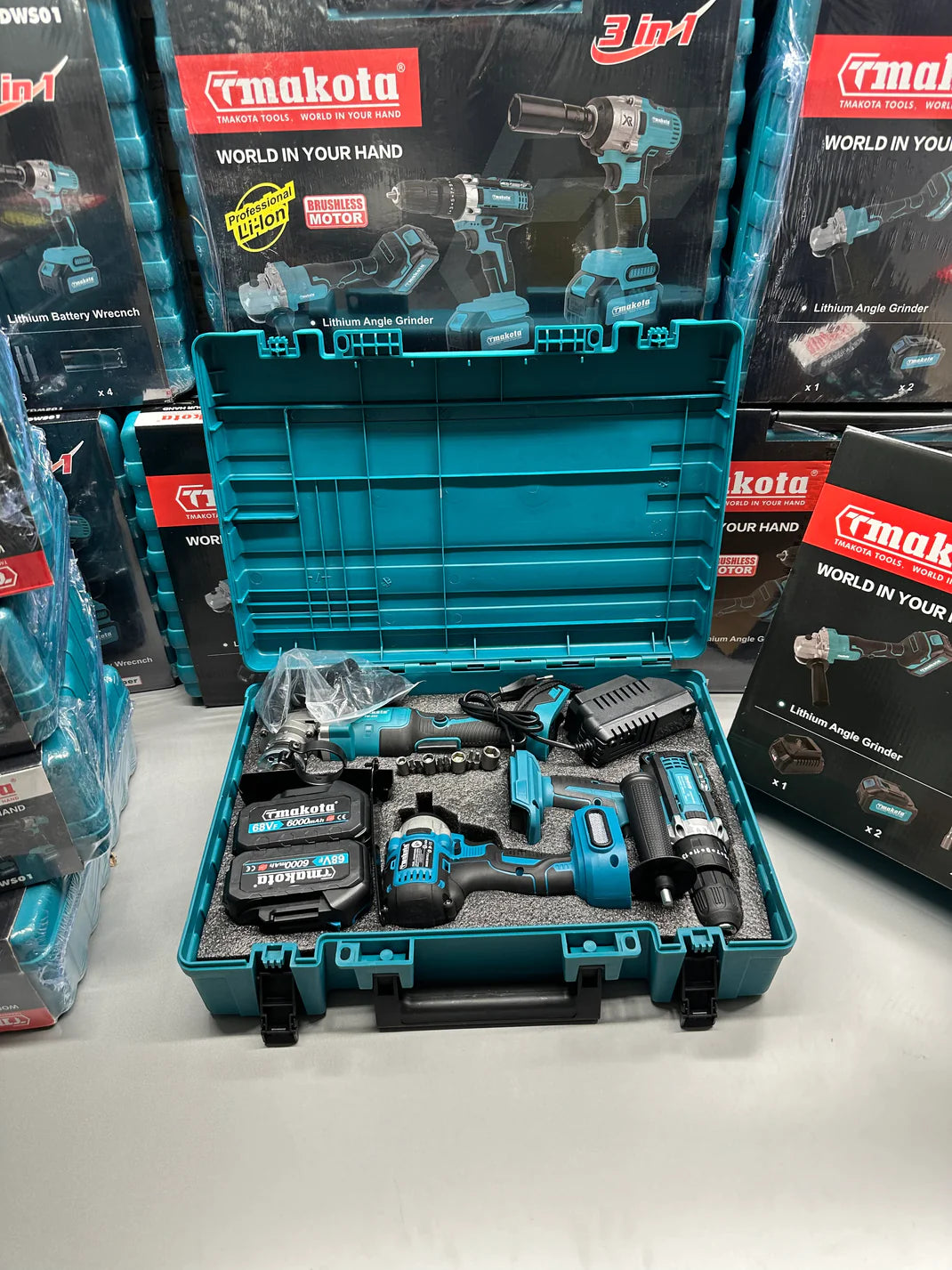 Kit 3 in 1 : Svitaboccole + Flex + Avvitatore + Batterie 68V